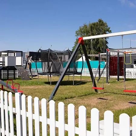 Przyczepa Coco Camp Z Klimatyzacja W Molo Surf Jastarnia
