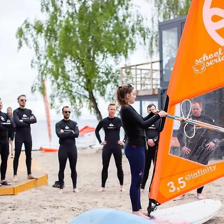 Кемпинг Przyczepa Coco Camp Z Klimatyzacja W Molo Surf *