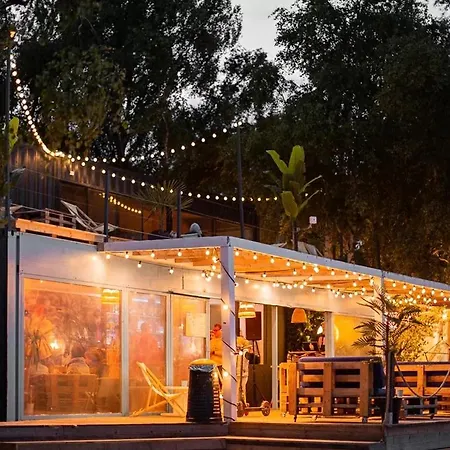 Przyczepa Coco Camp Z Klimatyzacja W Molo Surf Кемпинг Ястарня