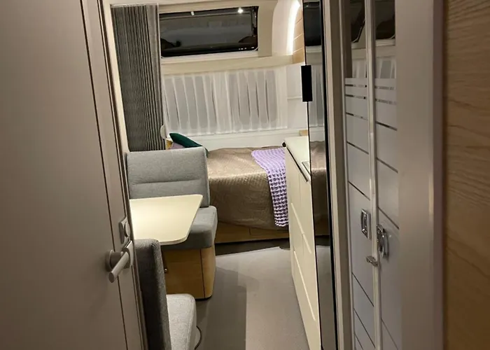 Przyczepa Coco Camp Z Klimatyzacja W Molo Surf Кемпинг