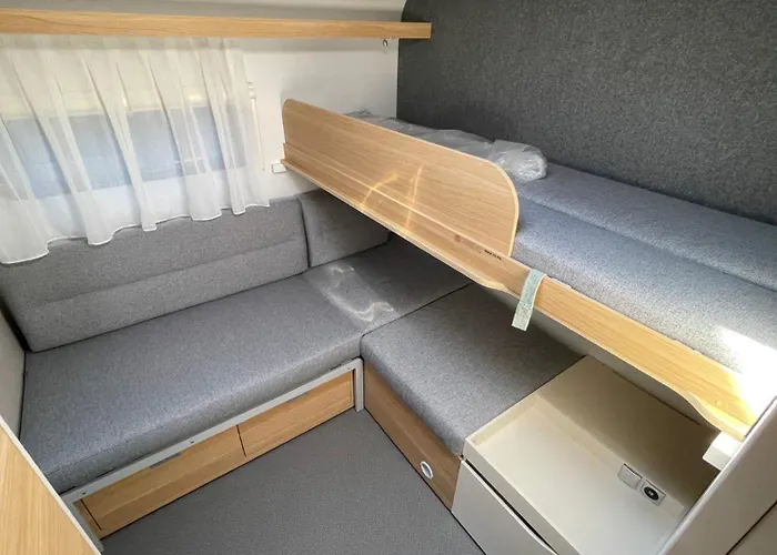 Przyczepa Coco Camp Z Klimatyzacja W Molo Surf Camping Jastarnia