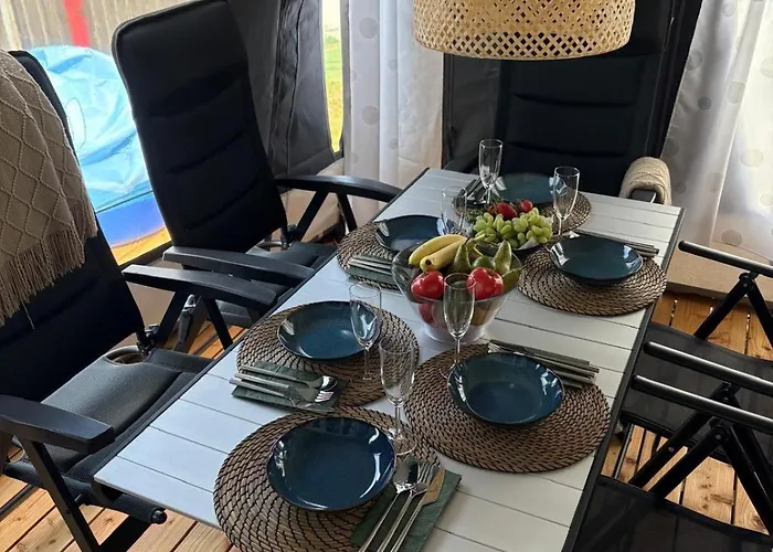 Przyczepa Coco Camp Z Klimatyzacja W Molo Surf Camping